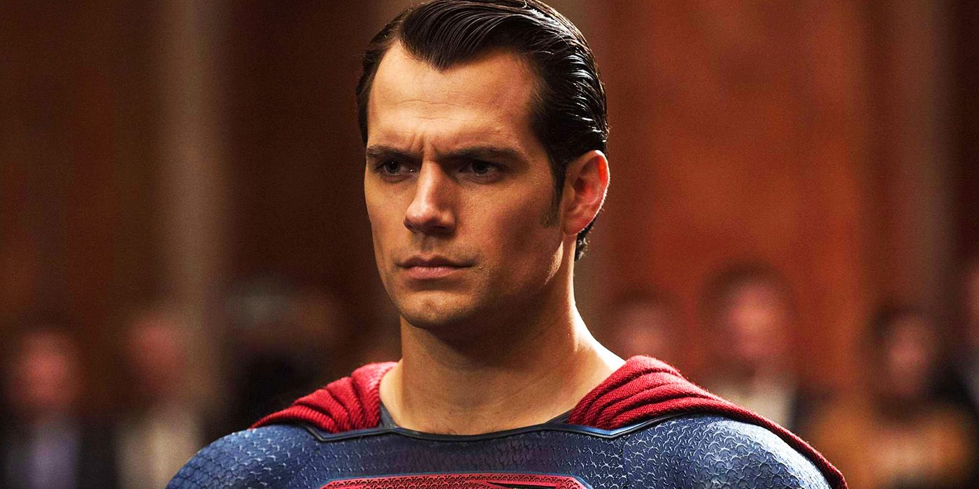 Henry Cavill's Superman standing in court and looking serious in Batman v Superman Dawn of Justice