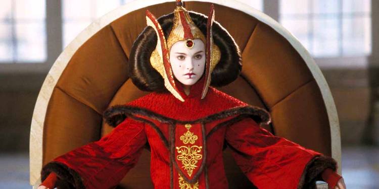 The 10 Best Padme Amidala Outfits, Ranked The 10 Best Padme Amidala Outfits, Ranked