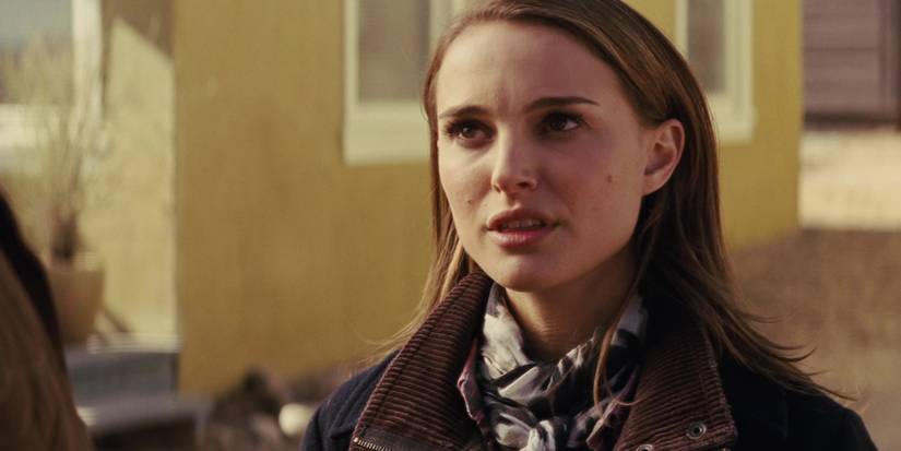 Close-up shot of Natalie Portman as Jane Foster looking confused in Thor (2011)