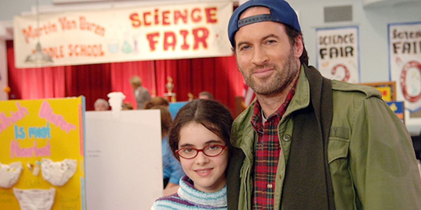 Gilmore Girls' April Nardini Complaints Ignore Two Much Bigger Crimes In That Story