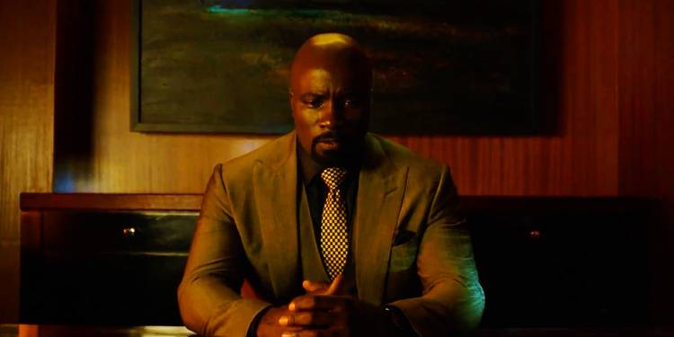 Luke Cage running Harlem's Paradise in Luke Cage season 2