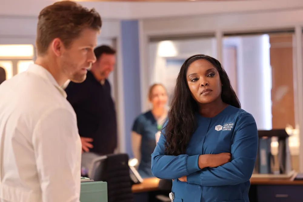 Marlyne Barrett as Maggie Lockwood with Luke Mitchell as Dr. Mitch Ripley in Chicago Med Season 9