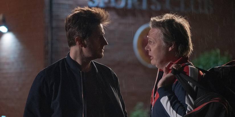 Richard Armitage e Shaun Dooley em cena de The Stranger.