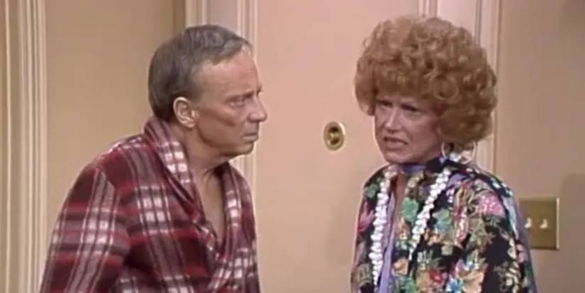 10 Failed Sitcom Spinoffs That Prove Rebooting The Office Is A Bad Idea