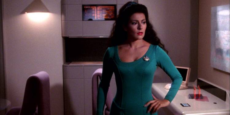 Troi's Famous Star Trek: TNG Costumes Had Fabulous Underwear, Says Marina Sirtis Troi's Famous Star Trek: TNG Costumes Had Fabulous Underwear, Says Marina Sirtis