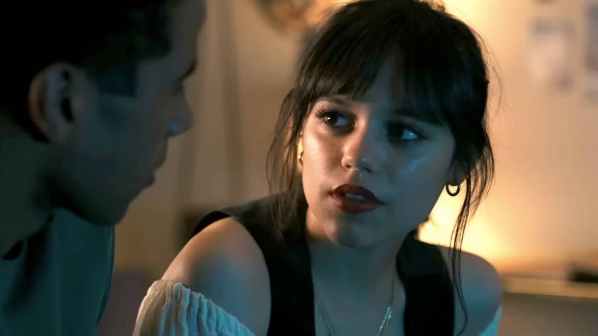 JJ Abrams Next Movie In Talks With Jenna Ortega & Glen Powell For Cast