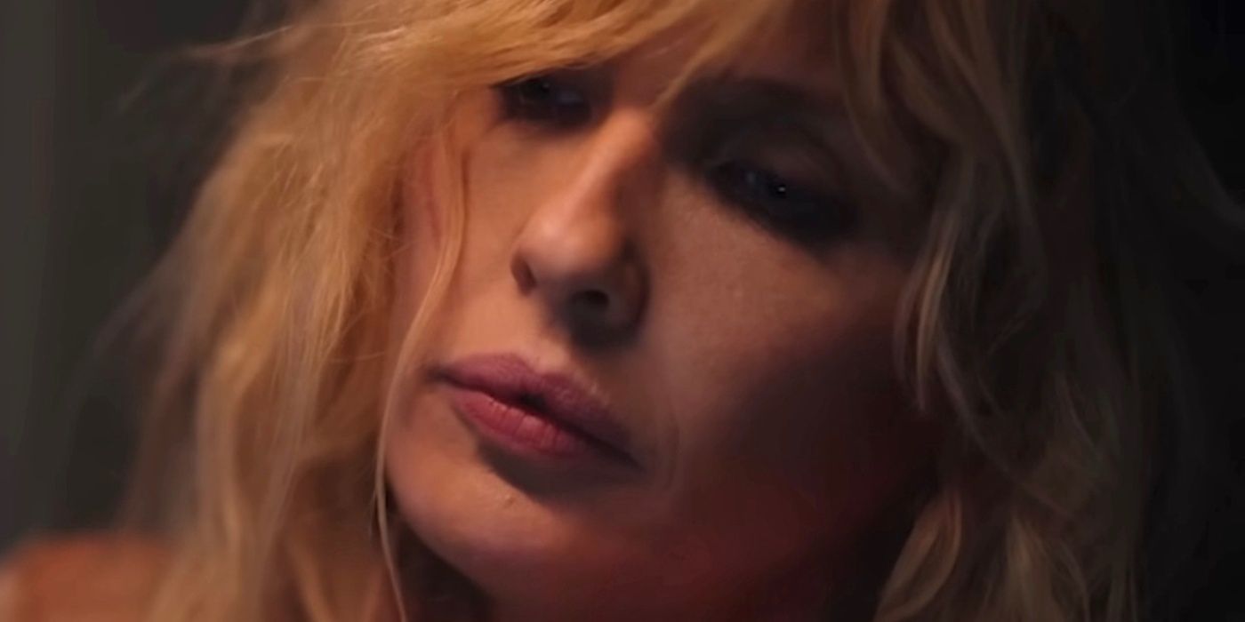 A closeup of Beth Dutton (Kelly Reilly) in the bar fight scene in Yellowstone