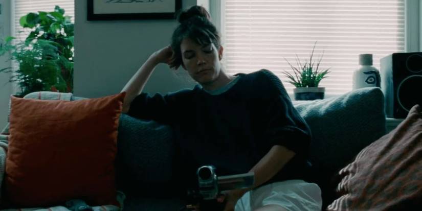 Adult Sophie in Aftersun 2022