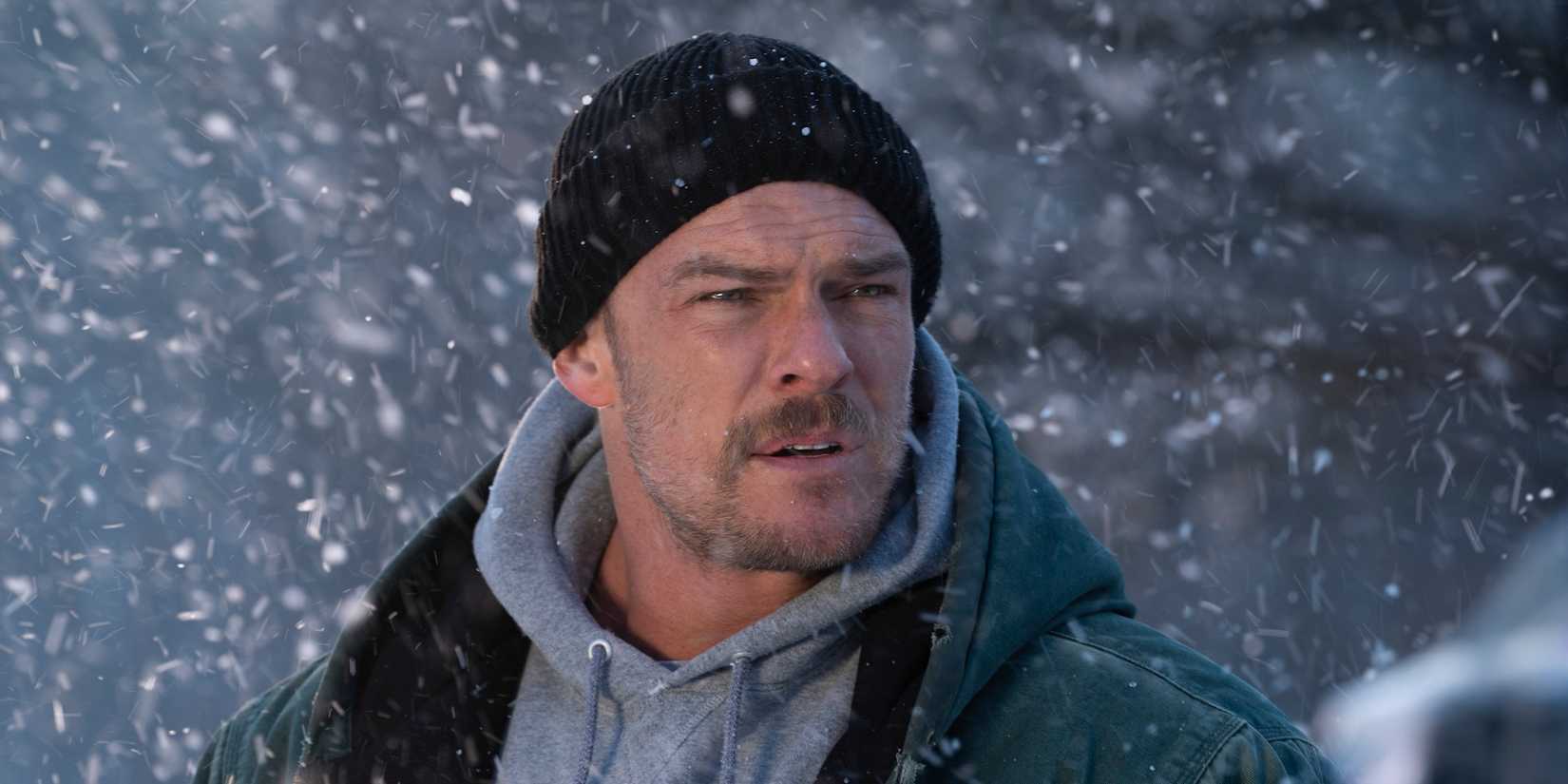 Reacher's Alan Ritchson To Lead Next Movie Adaptation From The Notebook ...