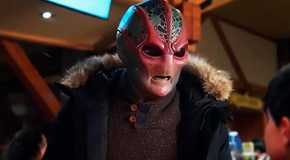 Alan Tudyk's Harry Vanderspeigle in his alien form from Resident Alien Season 3, Episode 3