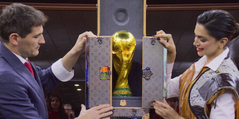 A Copa do Mundo é apresentada no contexto de Messi.