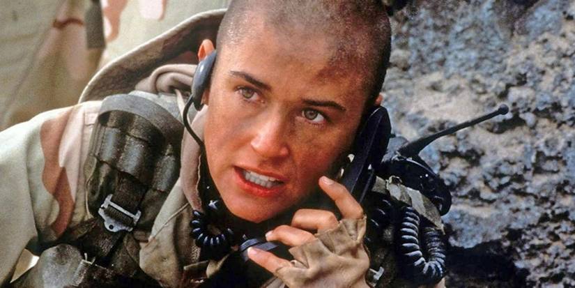Demi Moore em cena de G.I. Jane