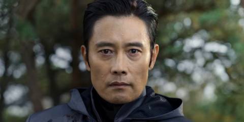 Lee Byung-hun as Front Man in Squid Game.