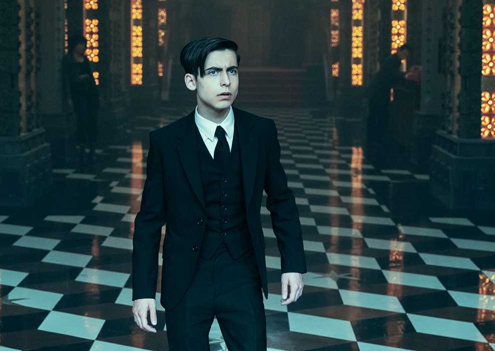 Number Five Actor How Old Is Umbrella Academy's Number Five Actor In Real Life?