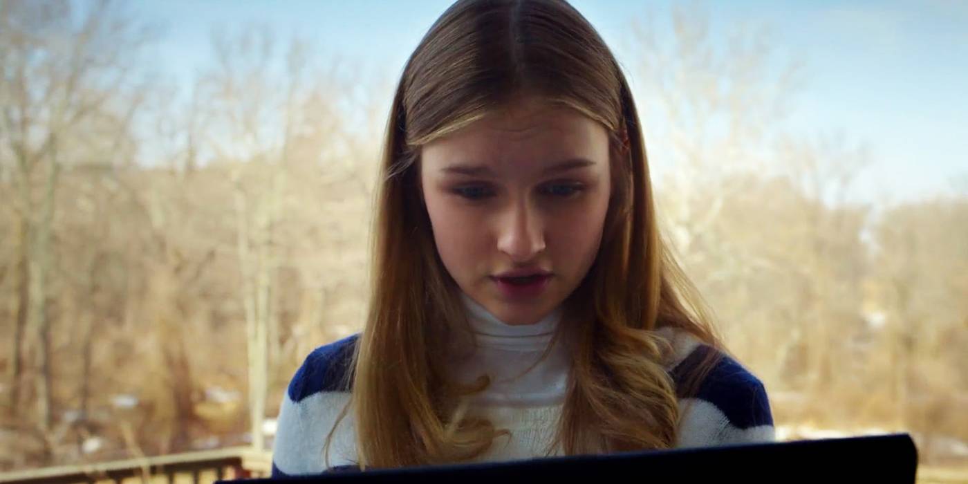 Becca Computer Screen The Grandparents In The Visit Explained: Breaking Down The Twist's ...