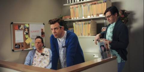 Liz Lemon's ex boyfriends dressed as dental staff in 30 Rock