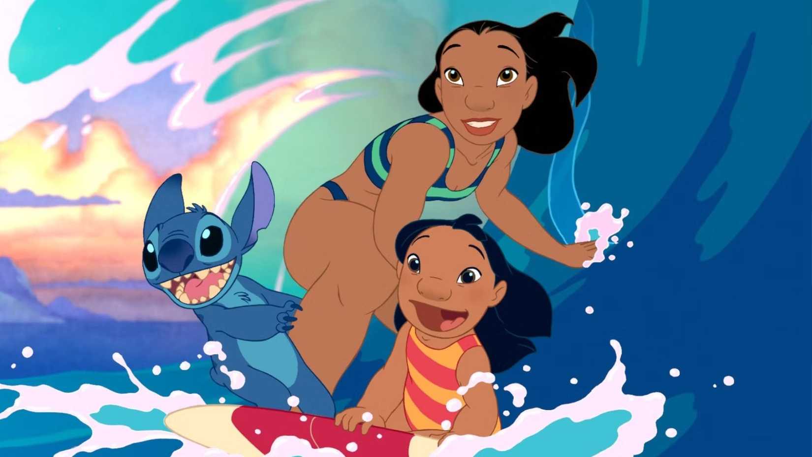 Lilo, Stitch e Nani surfando em Lilo & Stitch (2002)