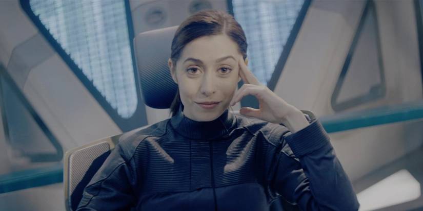 Nanette dá um sorriso sinistro a bordo da USS Callister em Black Mirror