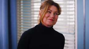 Ellen Pompeo as Meredith Grey in Grey's Anatomy season 20 episode 3-1