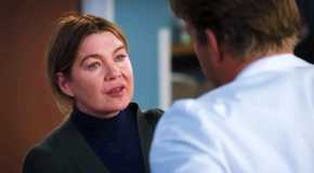 Ellen Pompeo as Meredith Grey talking to Nick (Scott Speedman) in Grey's Anatomy season 20 episode 1