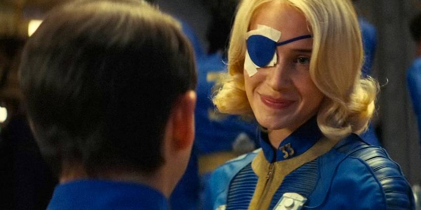 Annabel O'Hagan dans le rôle de Steph souriant en gros plan dans Fallout