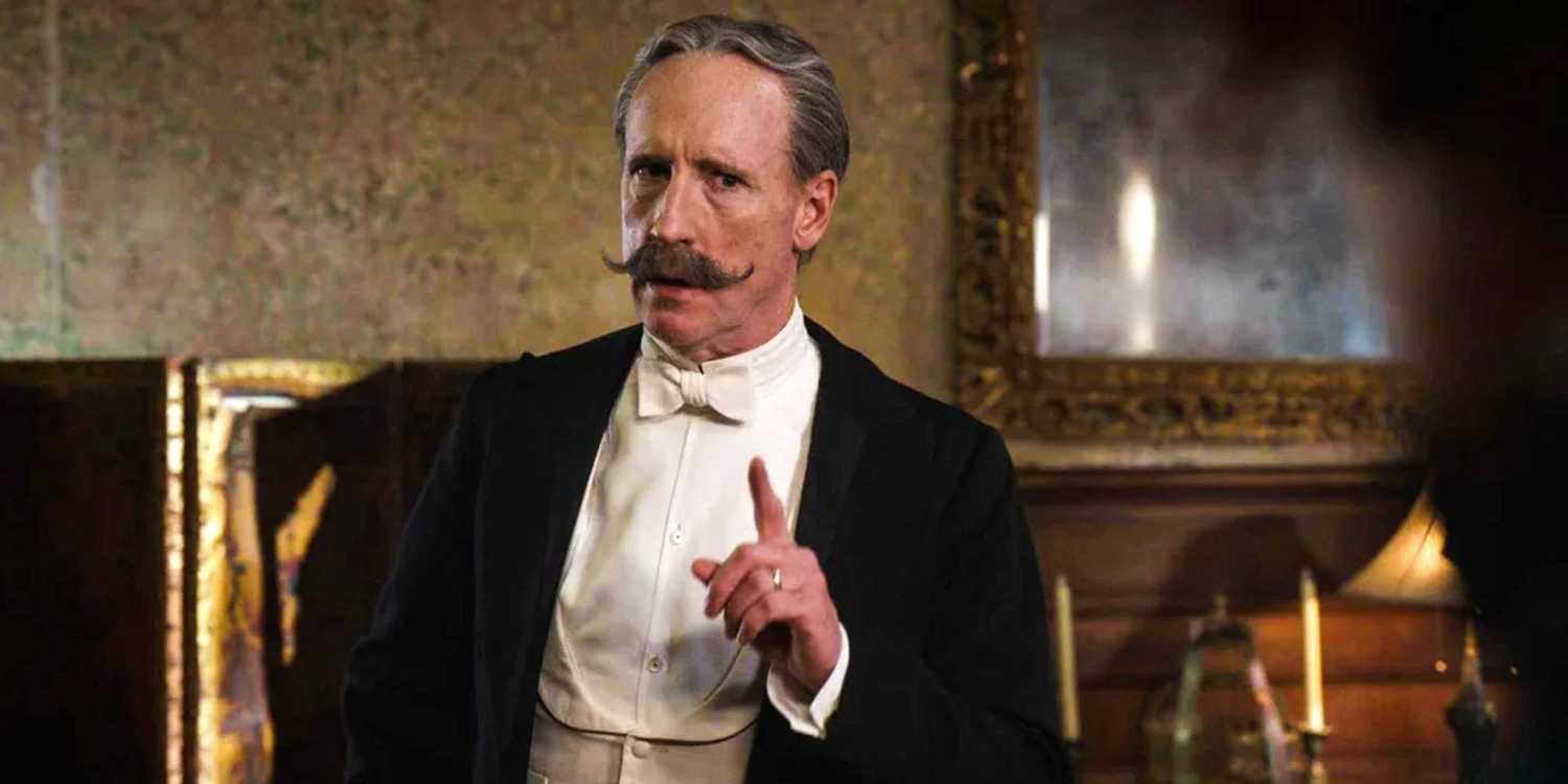 ghosts-matt-walsh-as-elias-1 CBS' Ghosts: Every Ghost Time Period & Backstory Explained