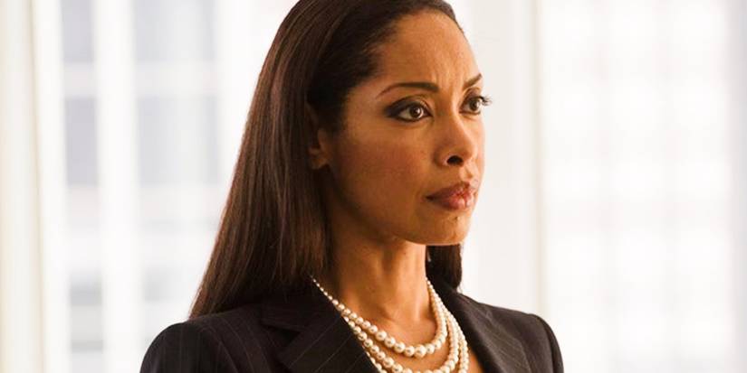 Close-up de Gina Torres como Jessica Pearson em Suits
