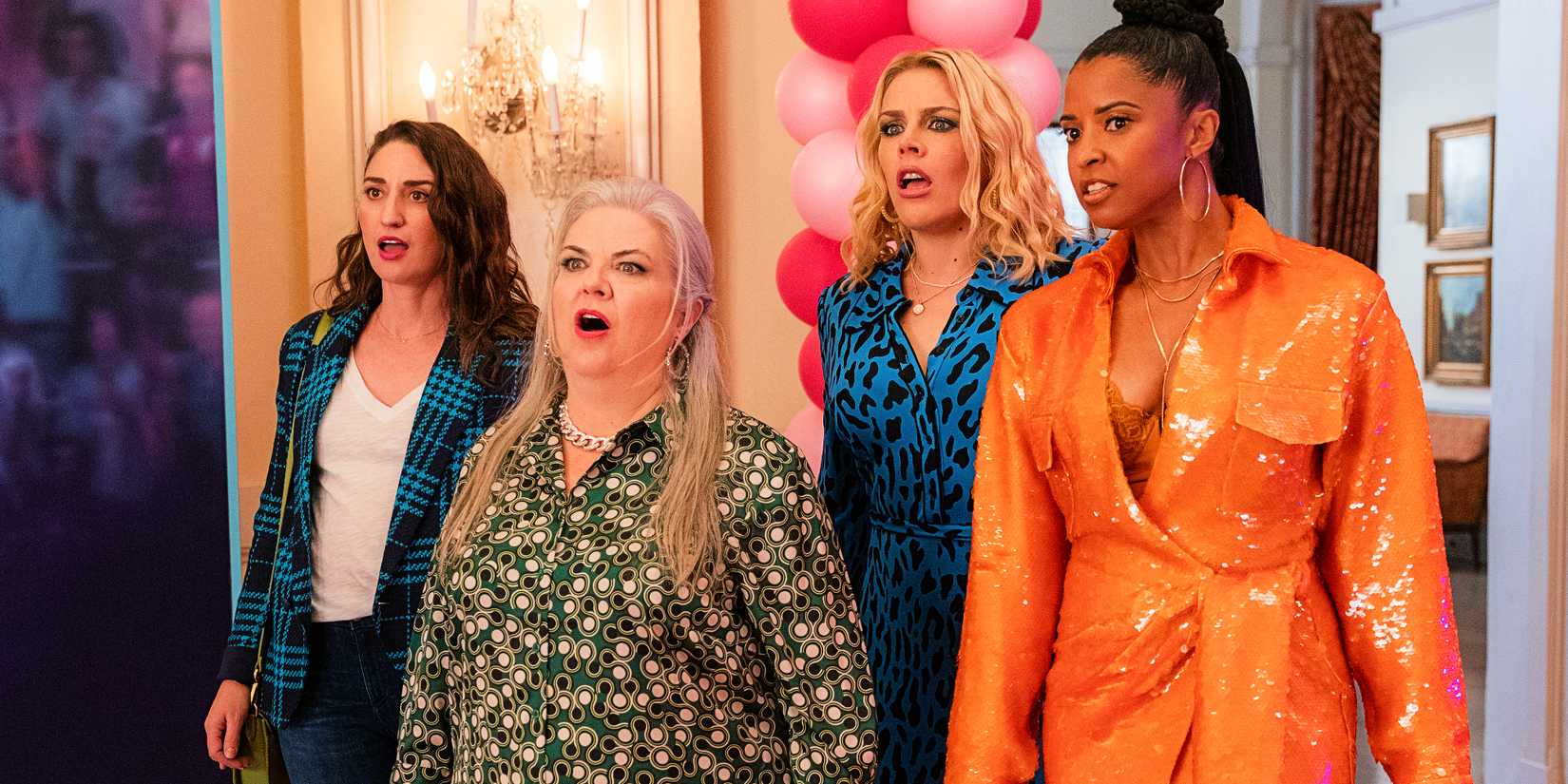 Elenco de Girls5eva em cena