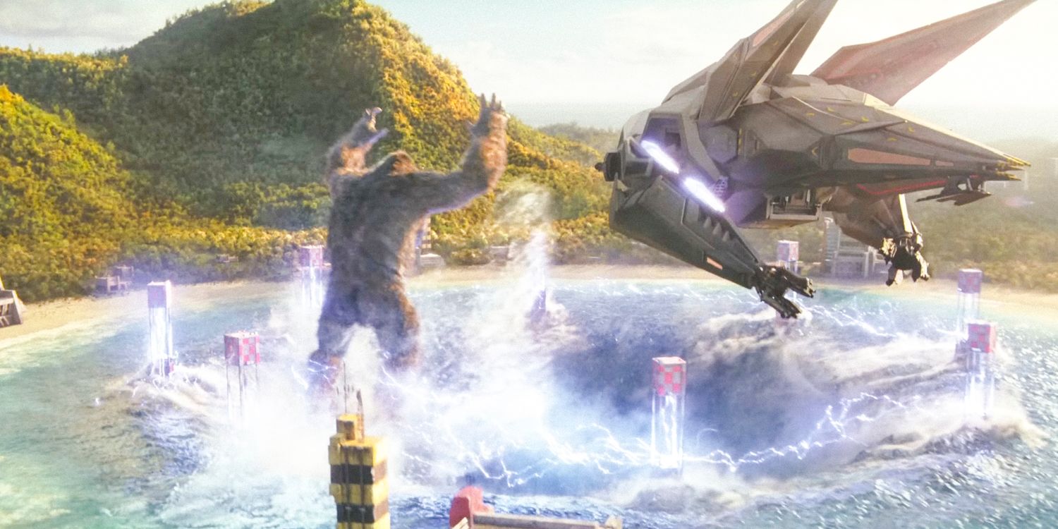 kong and a shio jumping into a water hole in the sea in Godzilla x Kong: The New Empire