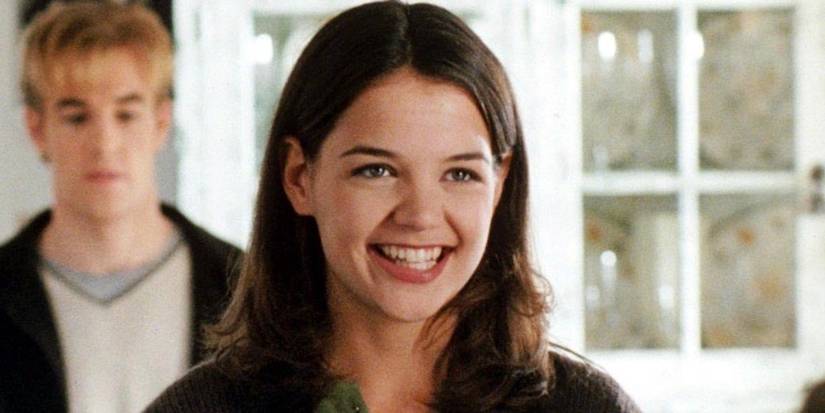 Joey (Katie Holmes) smiling in Dawson's Creek. 