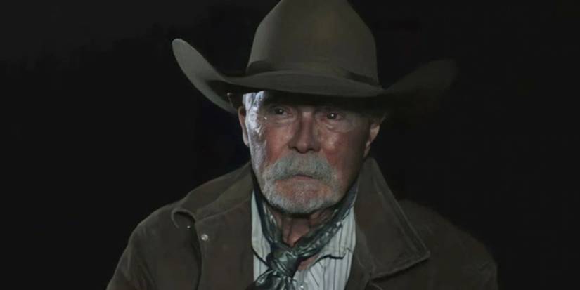 Emmett Walsh (Buck Taylor) riding a horse in the dark in Yellowstone