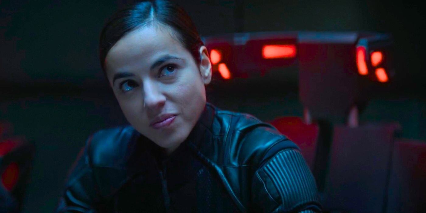 Spartan-III Talia Perez (Cristina Rodlo) looking smug in Halo season 2