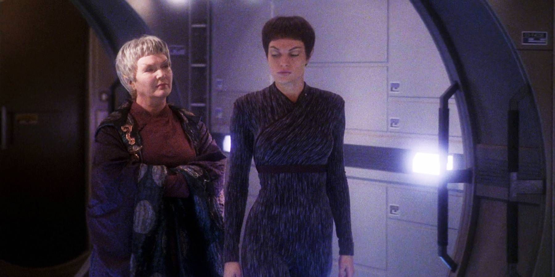 Fionnula Flanagan's 3 Star Trek Roles Explained