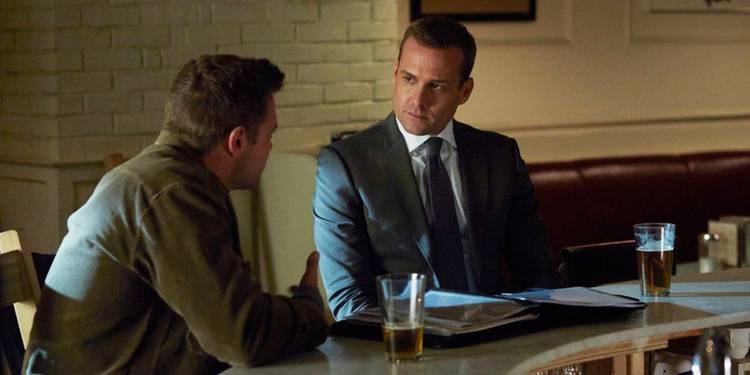 Suits Flashback Scene Suits’ 5 Best Flashback Episodes, Ranked
