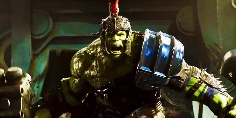O Hulk em sua armadura de gladiador em Sakaar em Thor Ragnarok