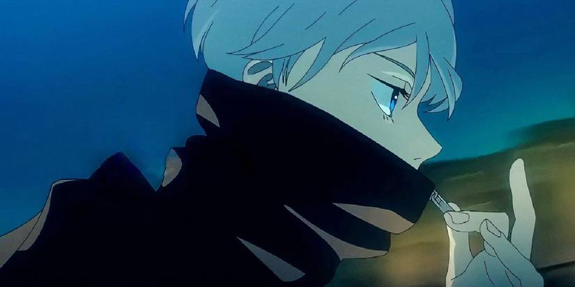 Toge Inumaki im Jujutsu Kaisen rennt und öffnet seinen Kragen, um zu sprechen.