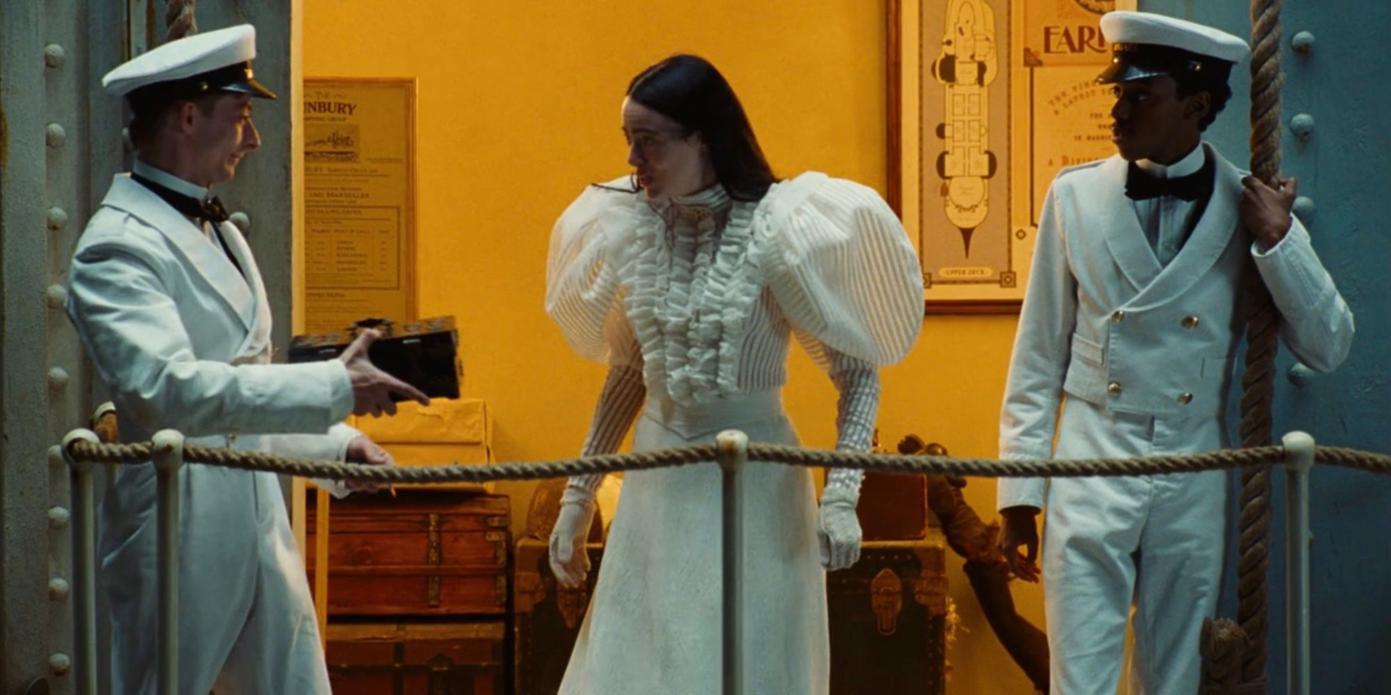 Emma Stone's 10 Best Bella Baxter Outfits In Poor Things, Ranked