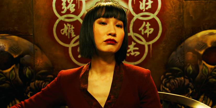 Xu Xialing assumindo os Dez Anéis no final de Shang-Chi