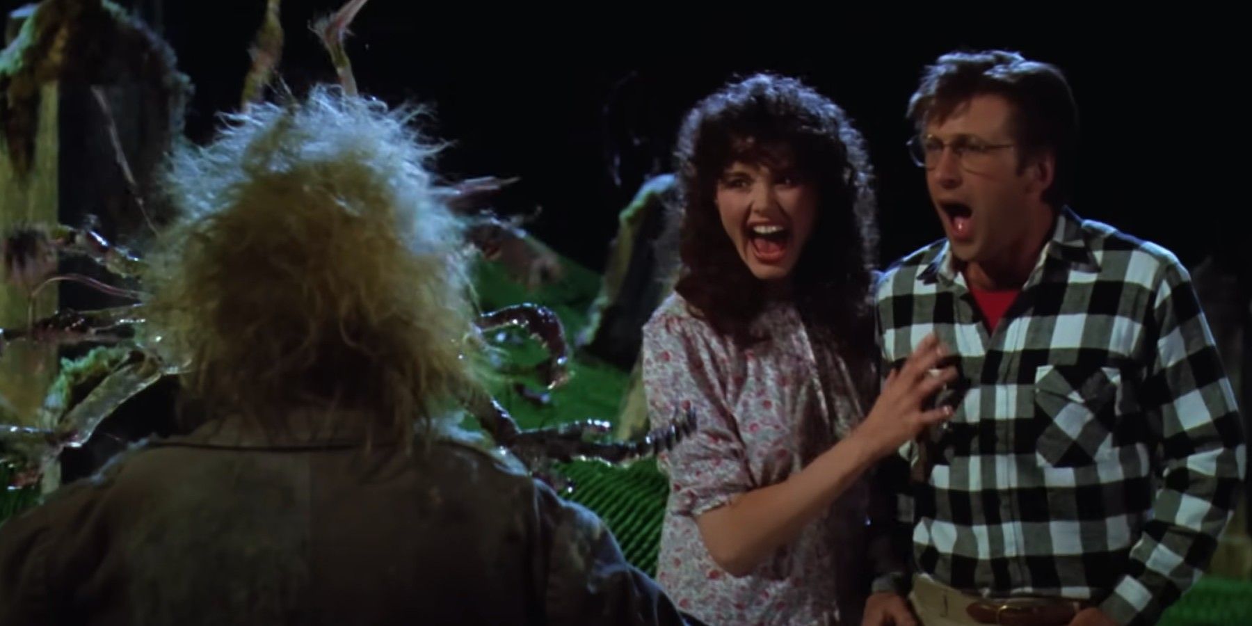 Beetlejuice 2 repitió una gran queja sobre los fantasmas de Alec Baldwin y Geena Davis de la película original