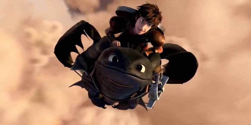 Hiccup and Toothless flying upwards in Dragons Race To The Edge
