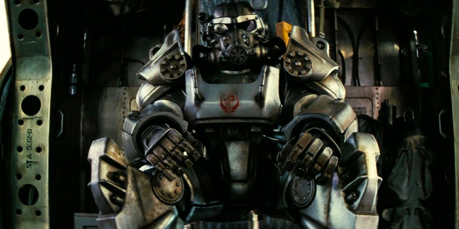 Knight Titus in power armor in Fallout season 1