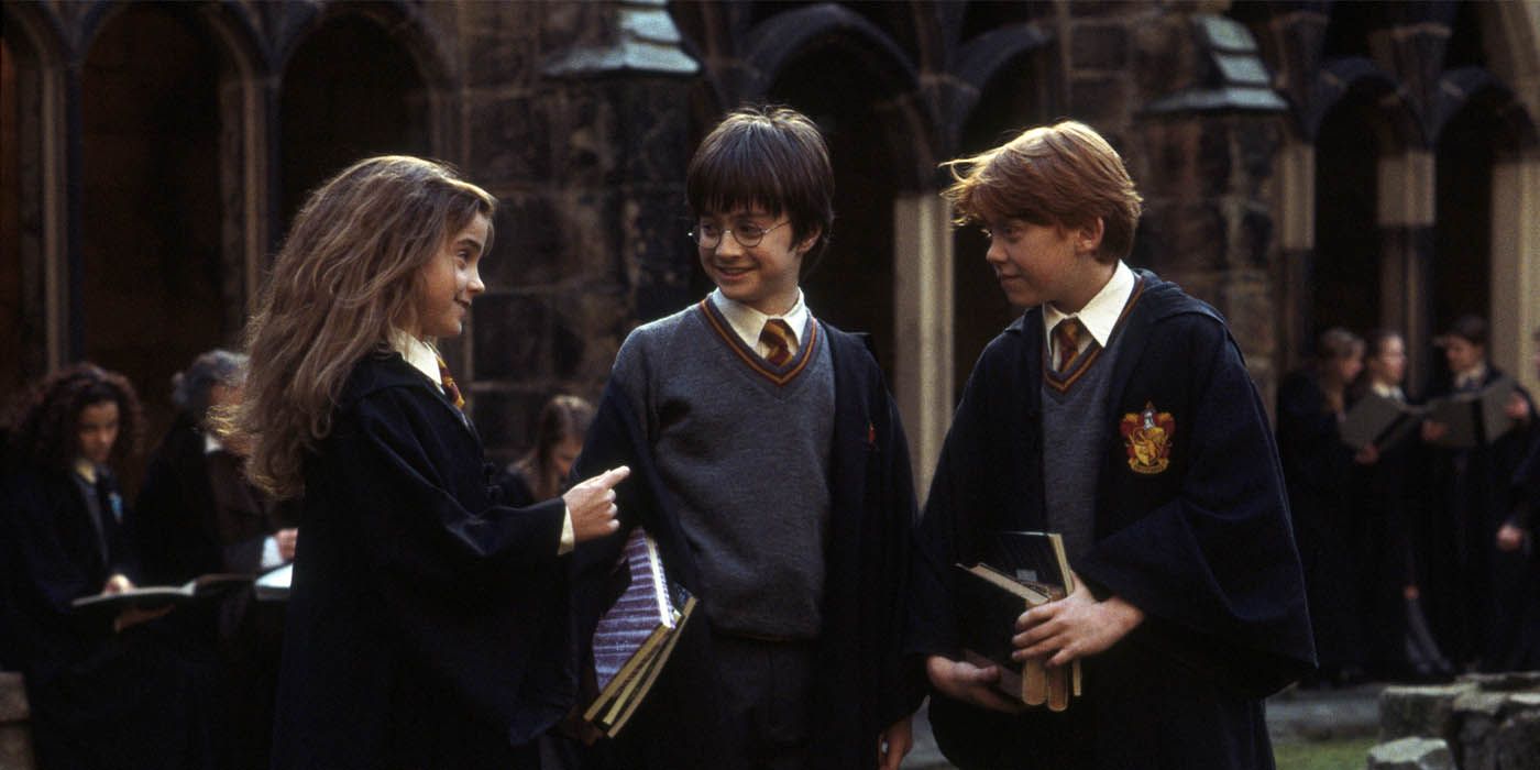 10 Funniest Harry Potter Scenes That Were Only In The Movies