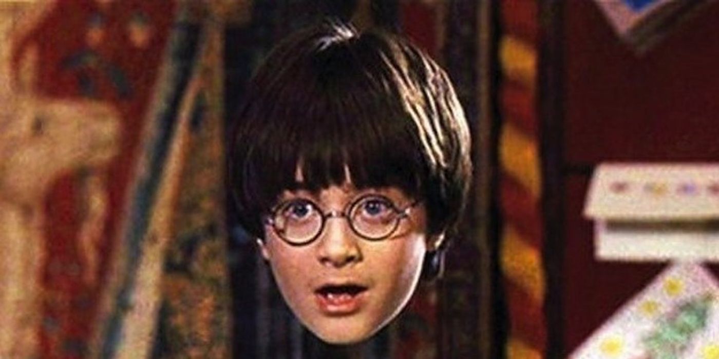 Harry Potter's (Daniel Radcliffe) head floating after putting on the Invisibility Cloak in Harry Potter and the Sorcerer's Stone.