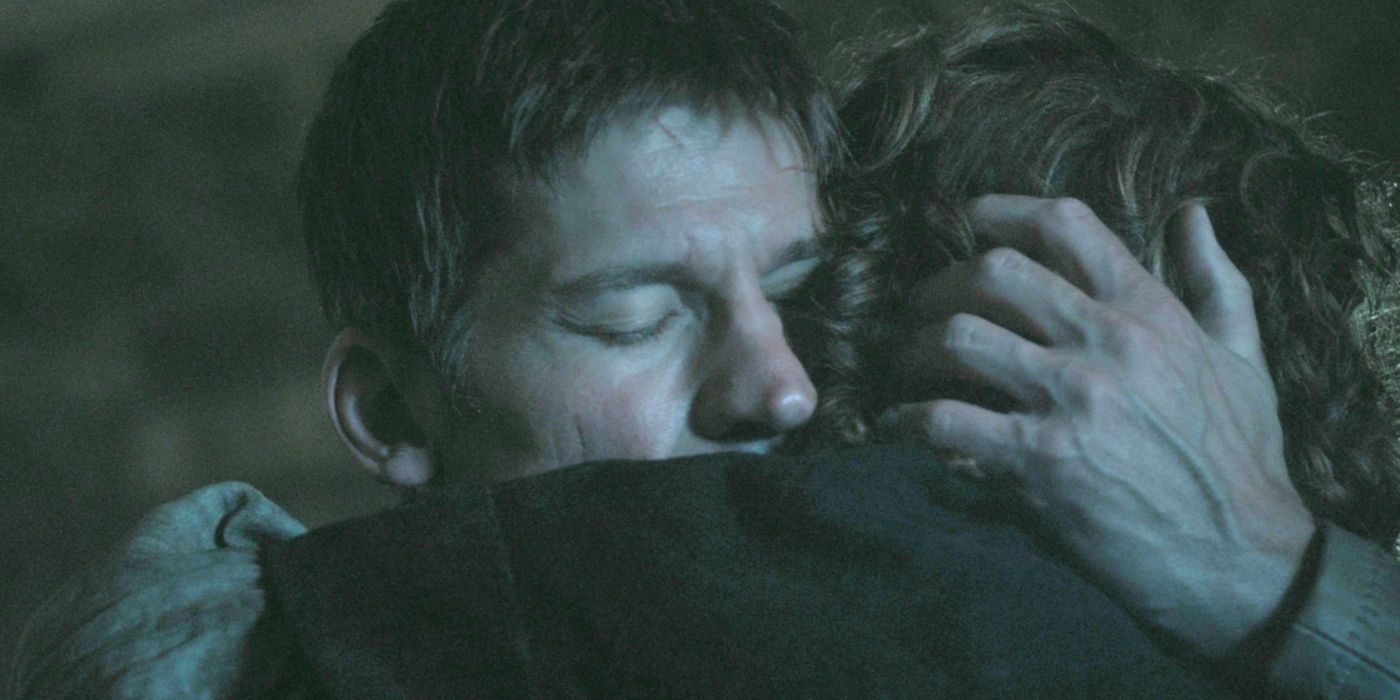 Jaime hugging Tyrion goodbye in the Game of Thrones season 4 finale