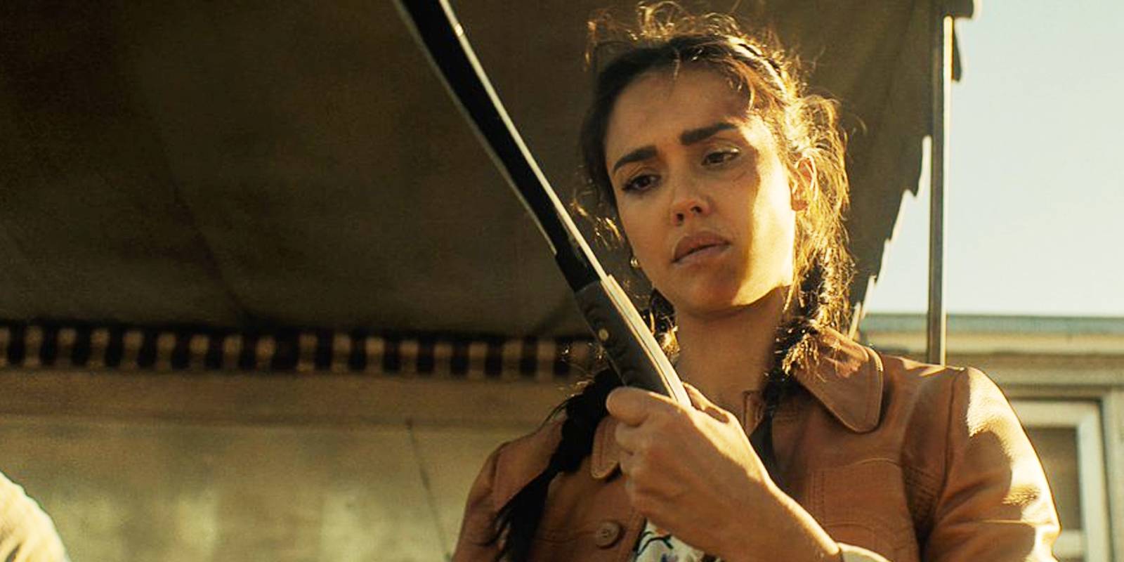Trigger Warning Trailer: Jessica Alba Fights Chainsaw Wielding Gang ...