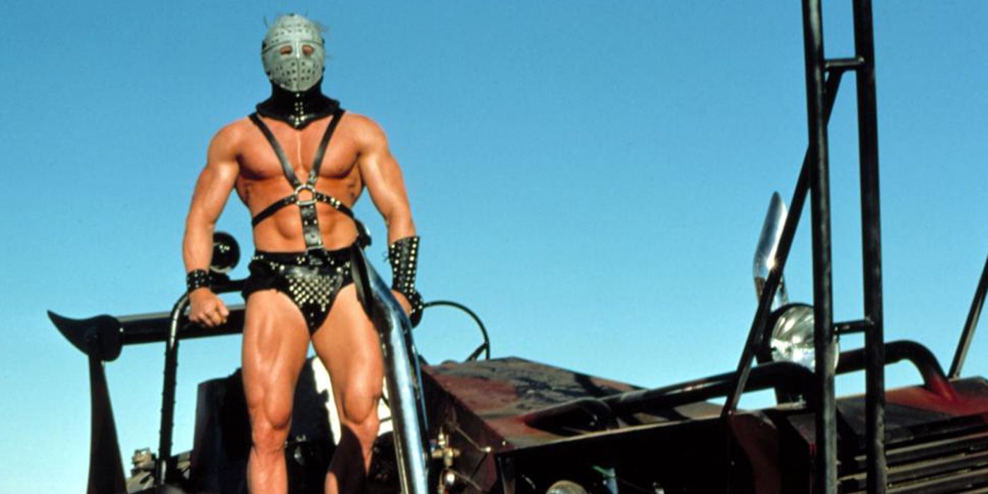 Las 10 acrobacias de Mad Max más impresionantes de las 5 películas