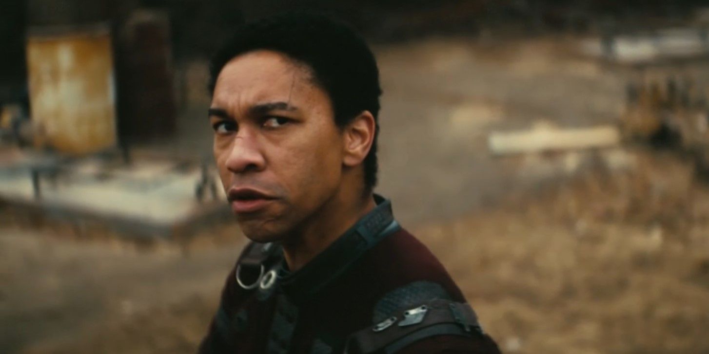 Maximus (Aaron Moten) looking up and to his left with a concerned, angry look on his face in Fallout