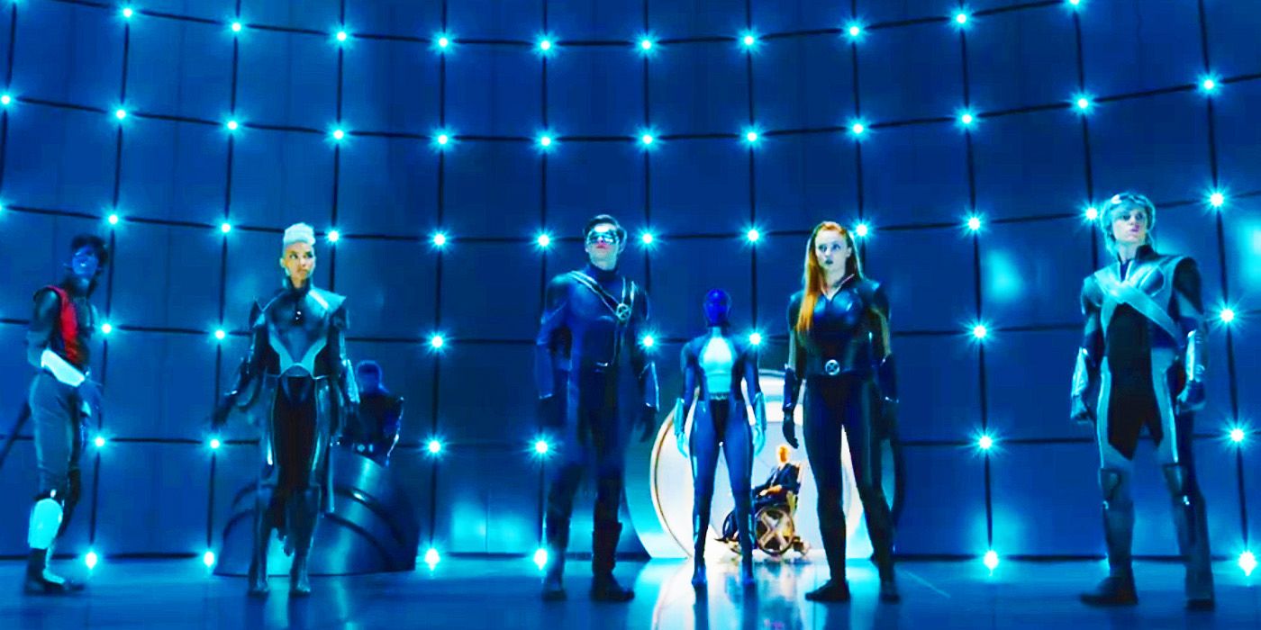 New X-Men team ready to fight Sentinels in the Danger Room in X-Men Apocalypse