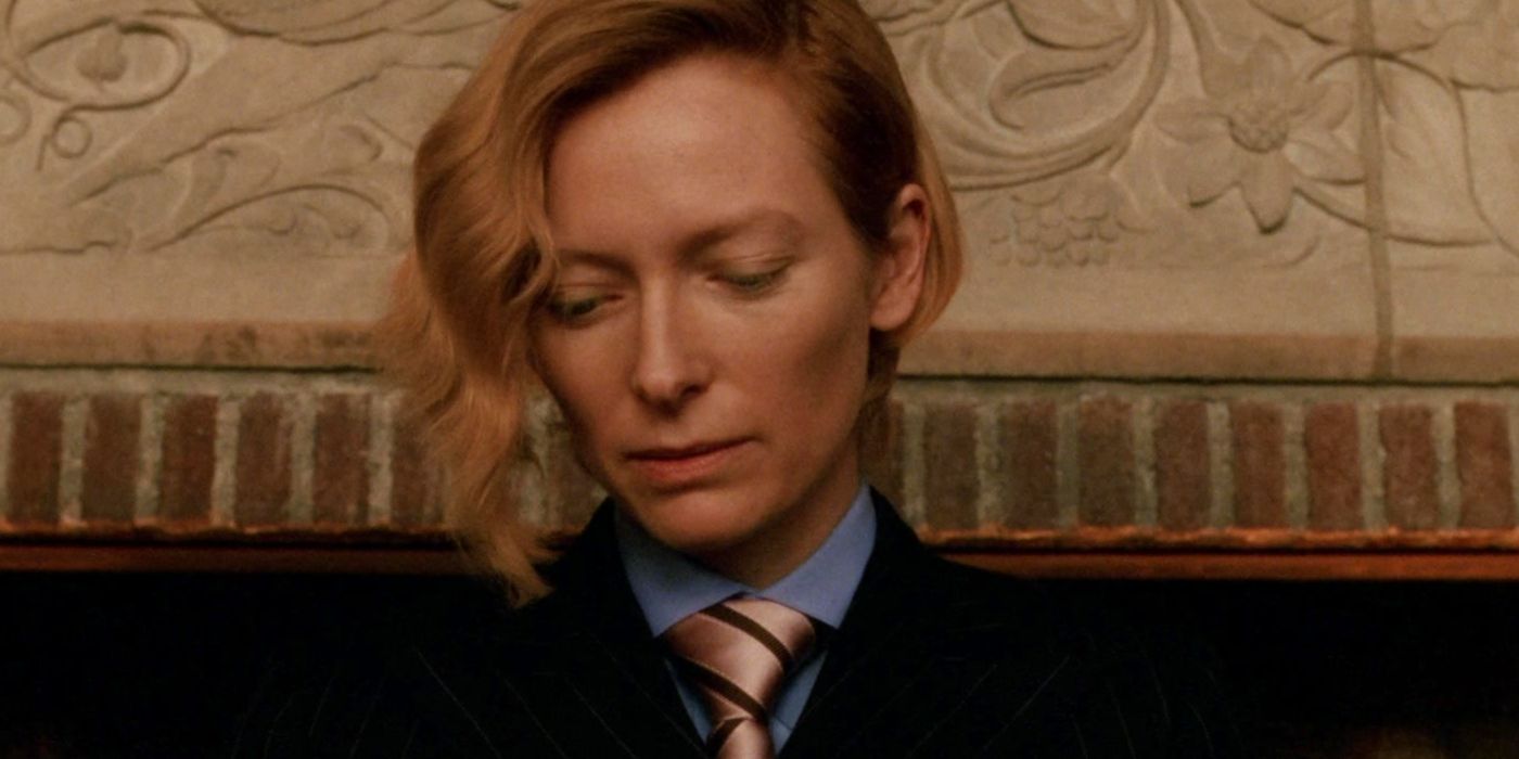 Close-up of Tilda Swinton as Gabriel in Constantine (2005)