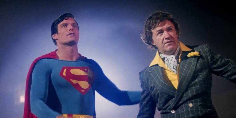 Christopher Reeve's Superman escorting Gene Hackman as Lex Luthor to prison in Superman (1978)